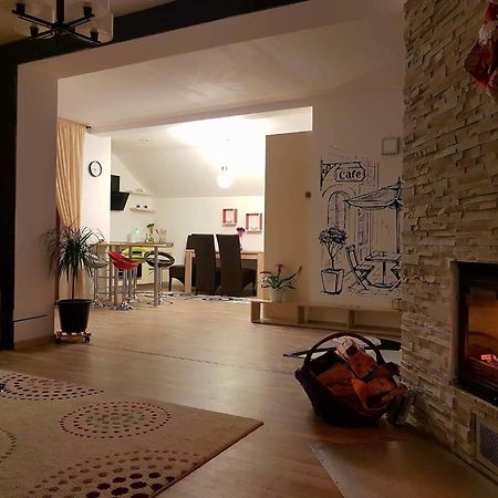 Cristina House Lägenhet Braşov Exteriör bild