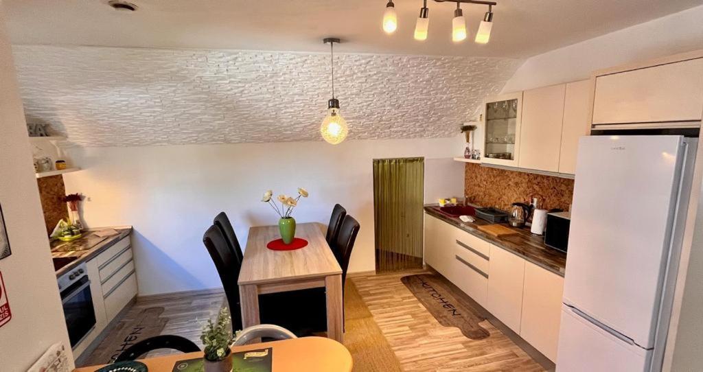Cristina House Lägenhet Braşov Exteriör bild