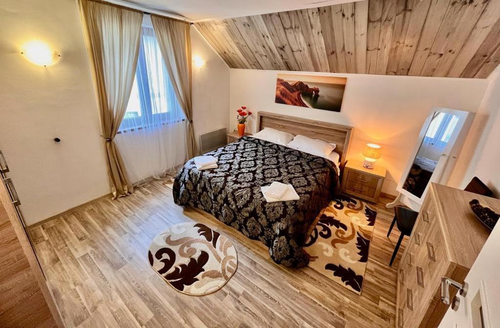 Cristina House Lägenhet Braşov Exteriör bild
