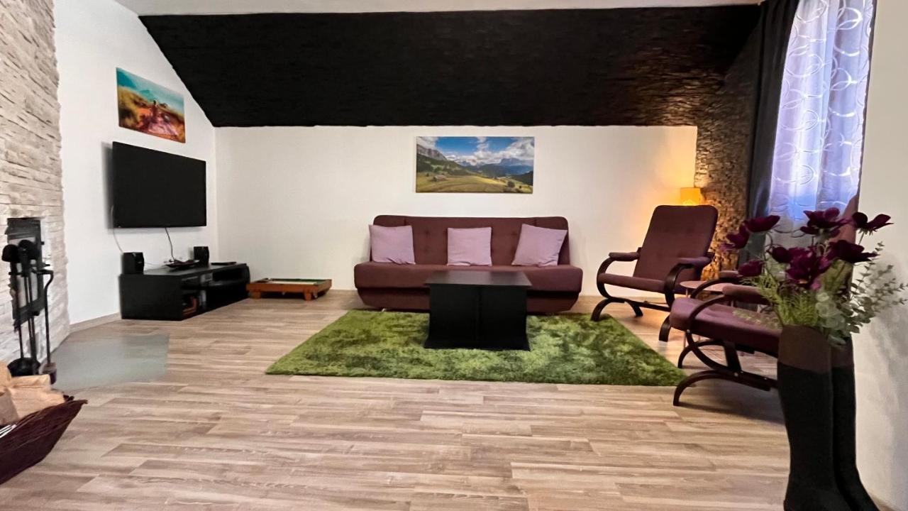 Cristina House Lägenhet Braşov Exteriör bild