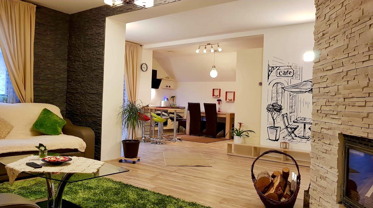 Cristina House Lägenhet Braşov Exteriör bild