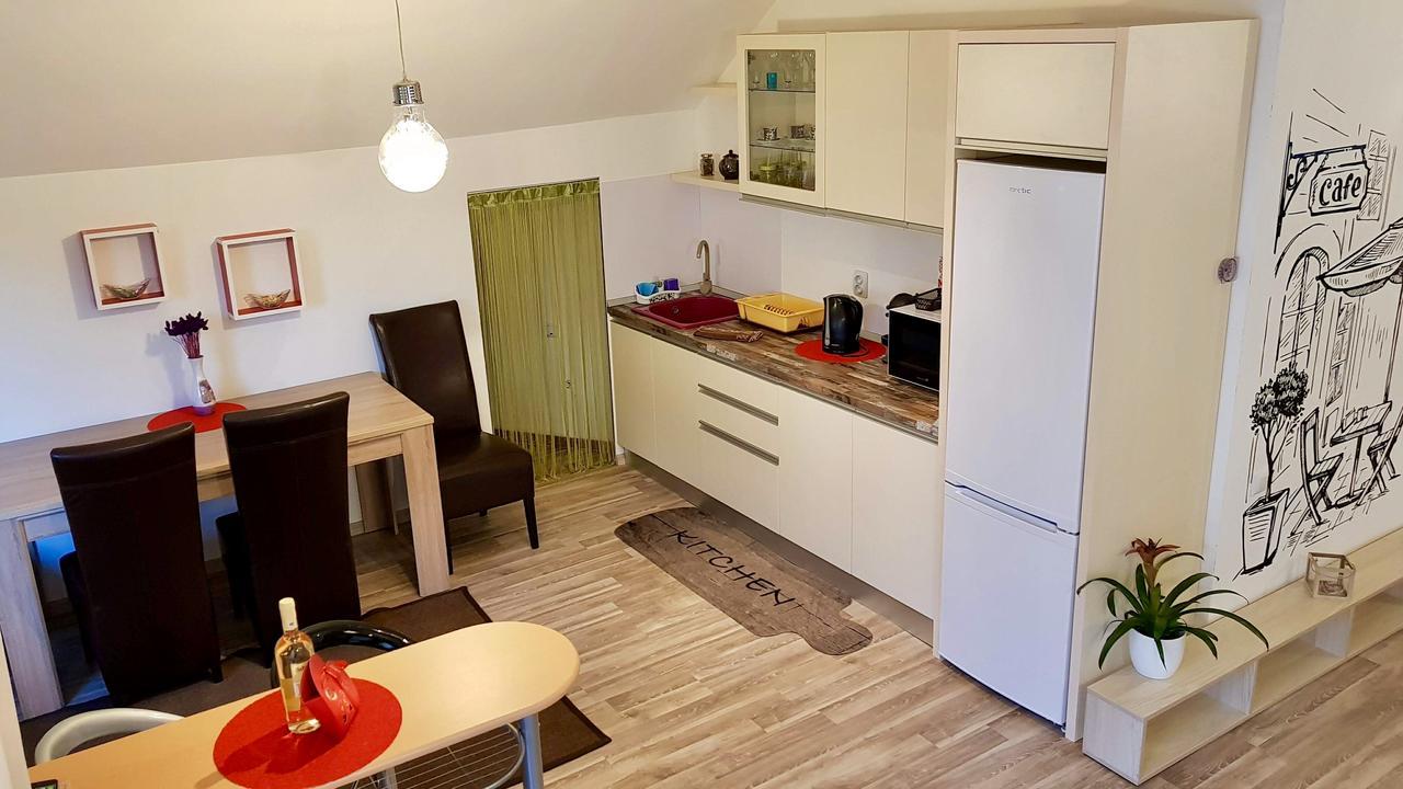Cristina House Lägenhet Braşov Exteriör bild