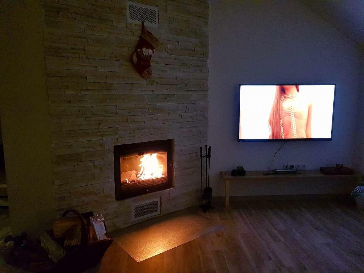 Cristina House Lägenhet Braşov Exteriör bild