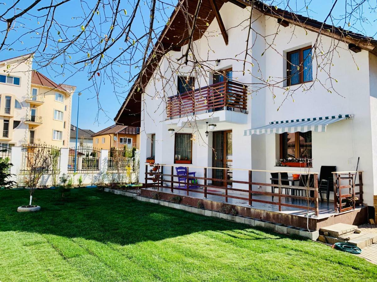 Cristina House Lägenhet Braşov Exteriör bild